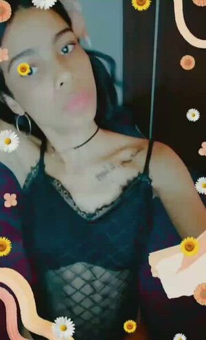 Beautiful Navels Cute Latina Short Hair