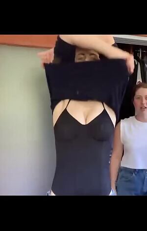 Alexandra Daddario GIF