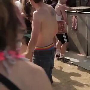 Her milkshake brought some boys to this yard