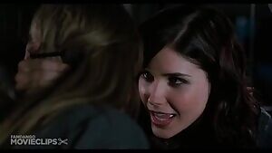 Brittany Snow and Sophia Bush kiss in 