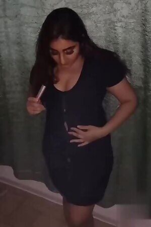 This is how desi babes tease! 👅🔥🔥🔥