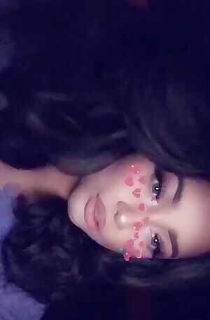 Someone on Snapchat said my mouth looks extra fuckable here