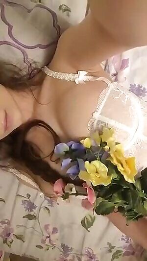 It's Valentine Day ❤️ But I'm still alone ...