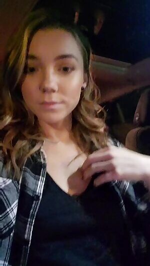 Waiting in the drive thru at wendy's and spicy nuggets isn't the only thing i'm craving 🍆🤤