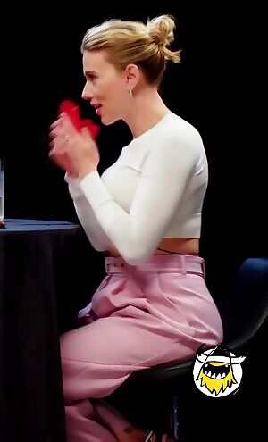 Scarjo Ready to Ride