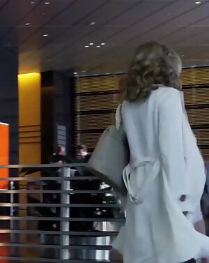 I wonder how tight Natalie Dormers asshole is