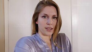 Xev Bellringer gets a facial