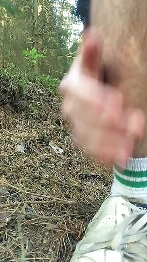 Just a horny 21 year old virgin