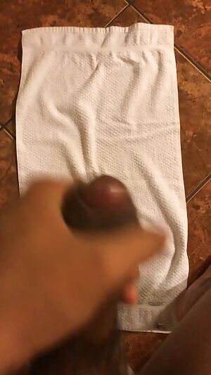 any ladies wanna have a facial?