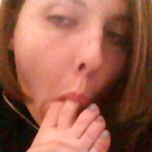 Husband not home so i can come to reddit