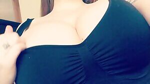 19 visiting my mom's house...super boring here wish someone could tiddy fucc me right now...upvote if you would...super curious!! sc: moaqua