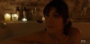 Mary Elizabeth Winstead's bare ass