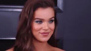 Hailee Steinfeld