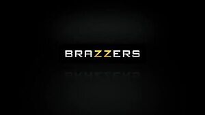 Sharing A Massage - With Julia Ann, Kendall Kayden