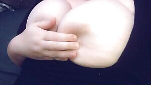 I was bored and thought playing with my boobs might help🤷🏻‍♀️