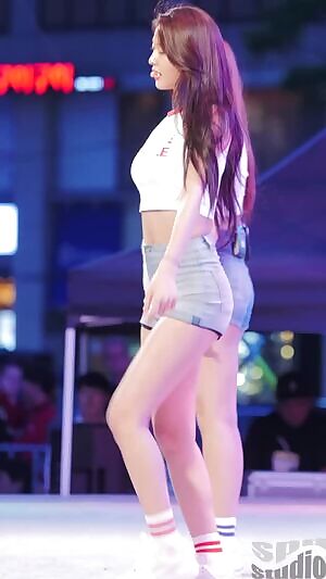 AOA Seolhyun