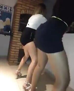 Her friend nope'd out real quick.