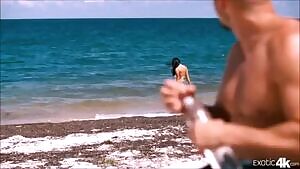 Victoria Vice - Beach Pickup