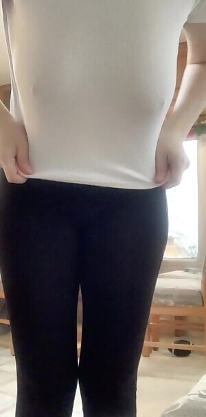 No bra, no panties