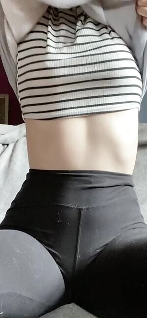 A little titty drop for your morning 😘