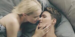 Brianne Howey and Ruby Rose - Batwoman S01E04 ‘Who Are You?’ *Short version*