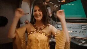 Alison Brie - Community bloopers