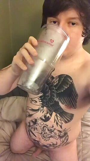 I love drinking my own cum, but I wish I got a mouthful of yours