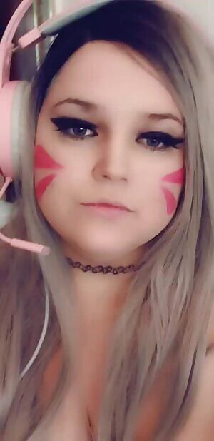 A lil dress up fun ^-^