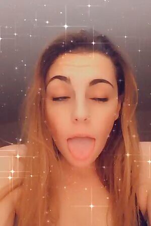 cum play with me🤤