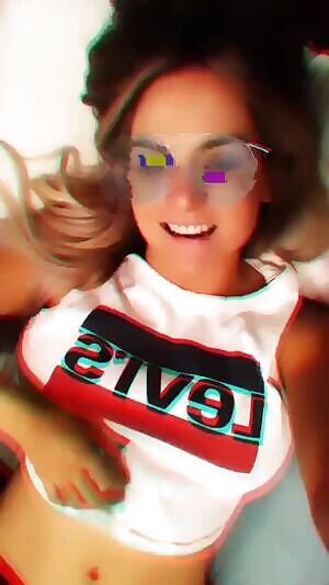 C'mon, JoJo... just a little higher...