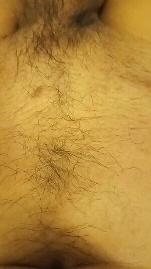 ppl asking if im cut..... Im not 😐