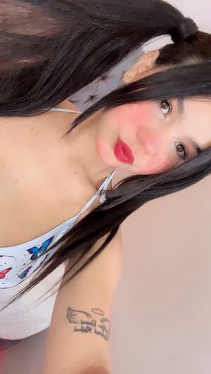 Big Areolas Amateur Doggystyle Latina Masturbating
