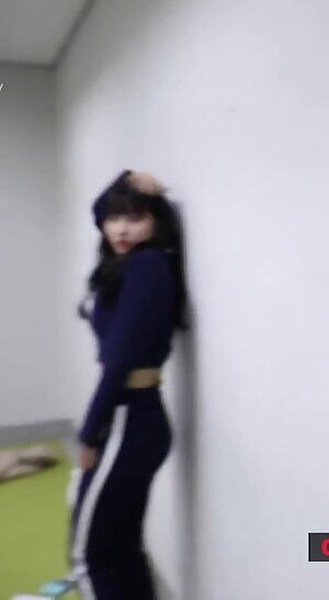 TWICE Momo