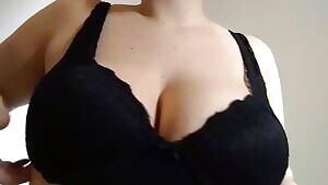 Short & sweet reveal of my 34DDs