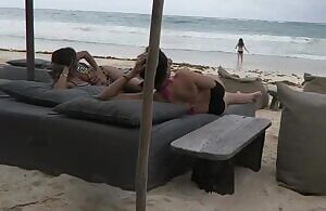 Tiff & Geo Watching Julia on the Beach