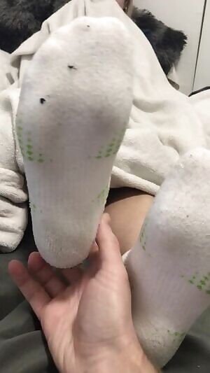 I bet you wish you were on the receiving end of these toe wiggles 😉