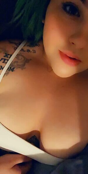 Finally in bed it’s been a long day... how was yours? ☺️