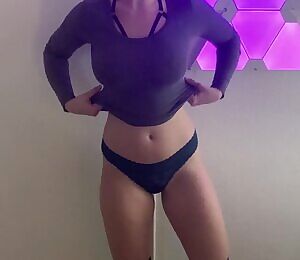 You guys liked me last time, so I'm back, with straps ;)