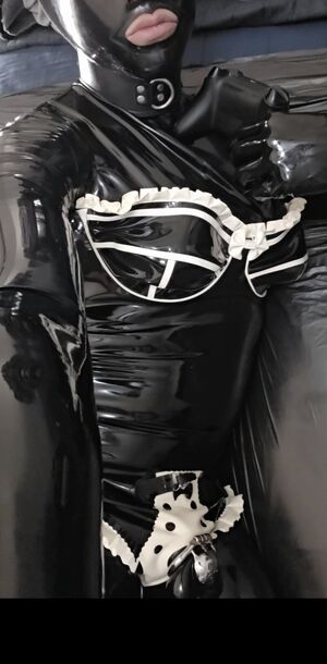Shiny Cagedsissy2020 Latex Rubber Sissy