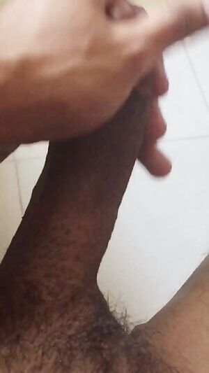 So horny and felt like sharing :P