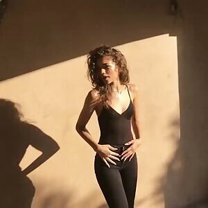 Zendaya's tall, slender, body dominated my cock