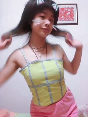 Smol tease