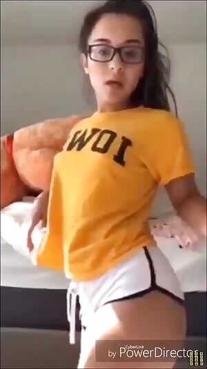 Slow Mo butt squeeze