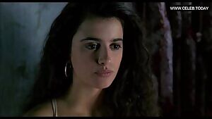 Those tits are heaven. Irresistible 😋