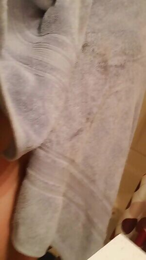 resh out of the shower this morning 💦💦 watch the water roll down my body 😈