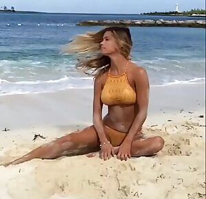 Maggie Rawlins