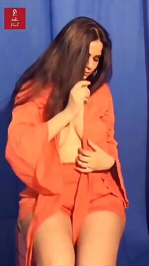 Aabha Paul 😍