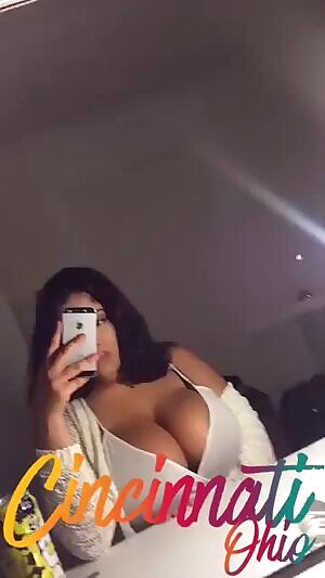 Thebigtitwitch