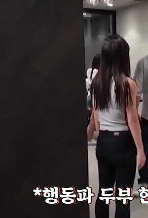 Twice - Momo & Tzuyu