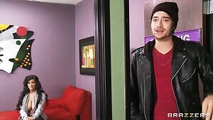 Making Over Mommies - with Sammy Brooks